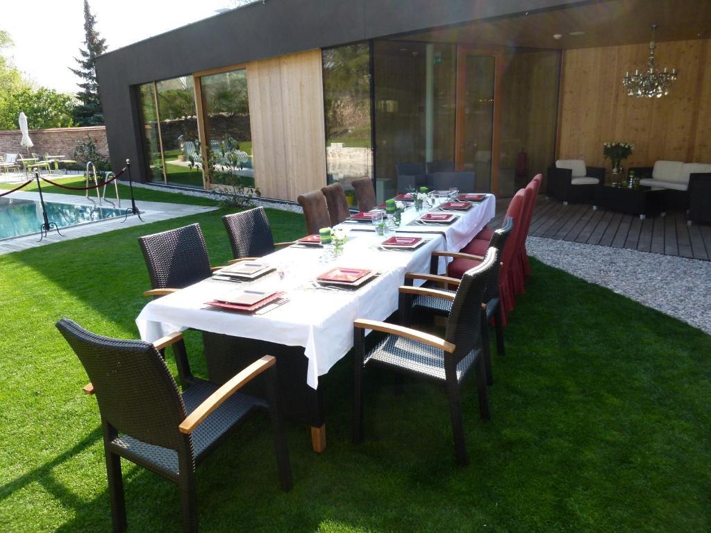Hotel Landhaus Moserhof กุมพอลด์สเคียร์เคน ภายนอก รูปภาพ