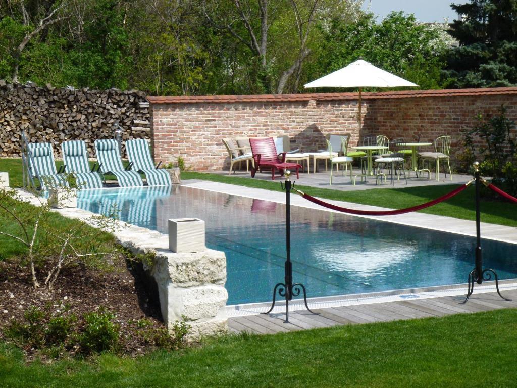 Hotel Landhaus Moserhof กุมพอลด์สเคียร์เคน ภายนอก รูปภาพ