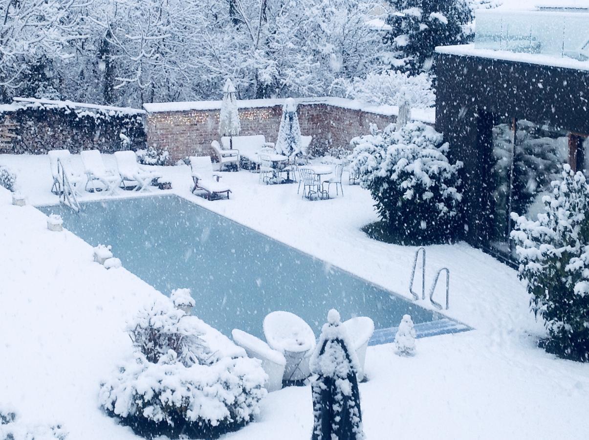 Hotel Landhaus Moserhof กุมพอลด์สเคียร์เคน ภายนอก รูปภาพ
