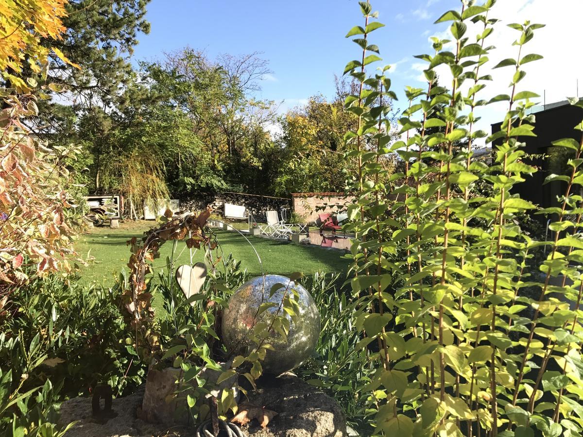 Hotel Landhaus Moserhof กุมพอลด์สเคียร์เคน ภายนอก รูปภาพ